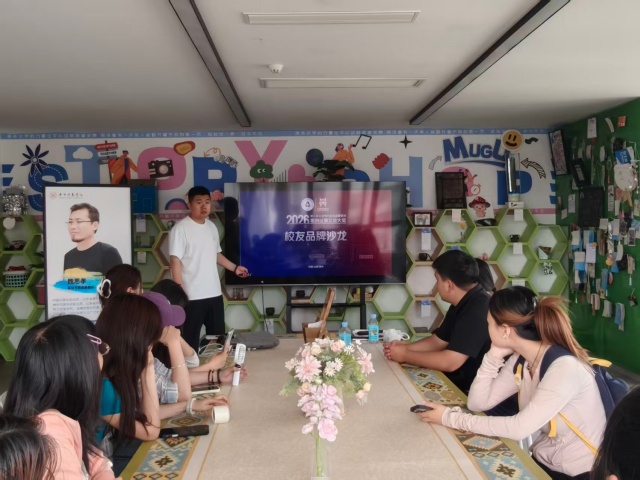 白牌想做电商品牌孵化找哪家靠谱？(图1)