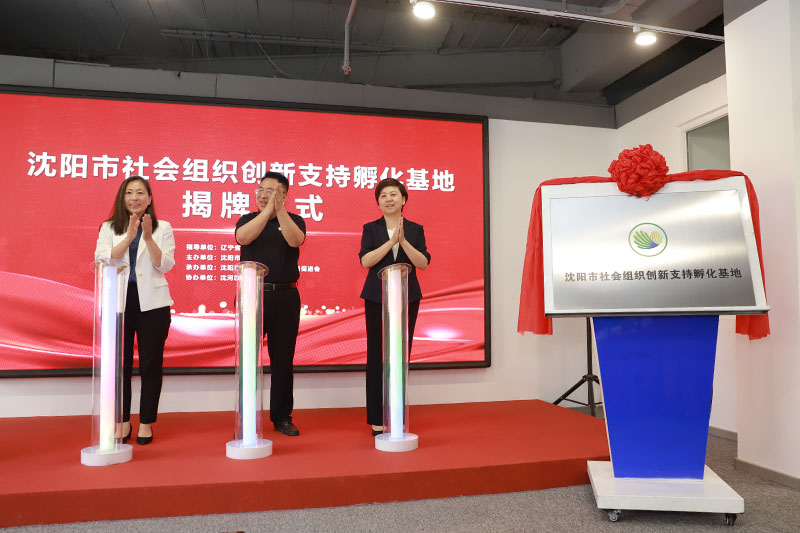 90后现制茶饮创始人跨界开面包店成了广州新晋排队王3年已孵化4个品牌(图1)